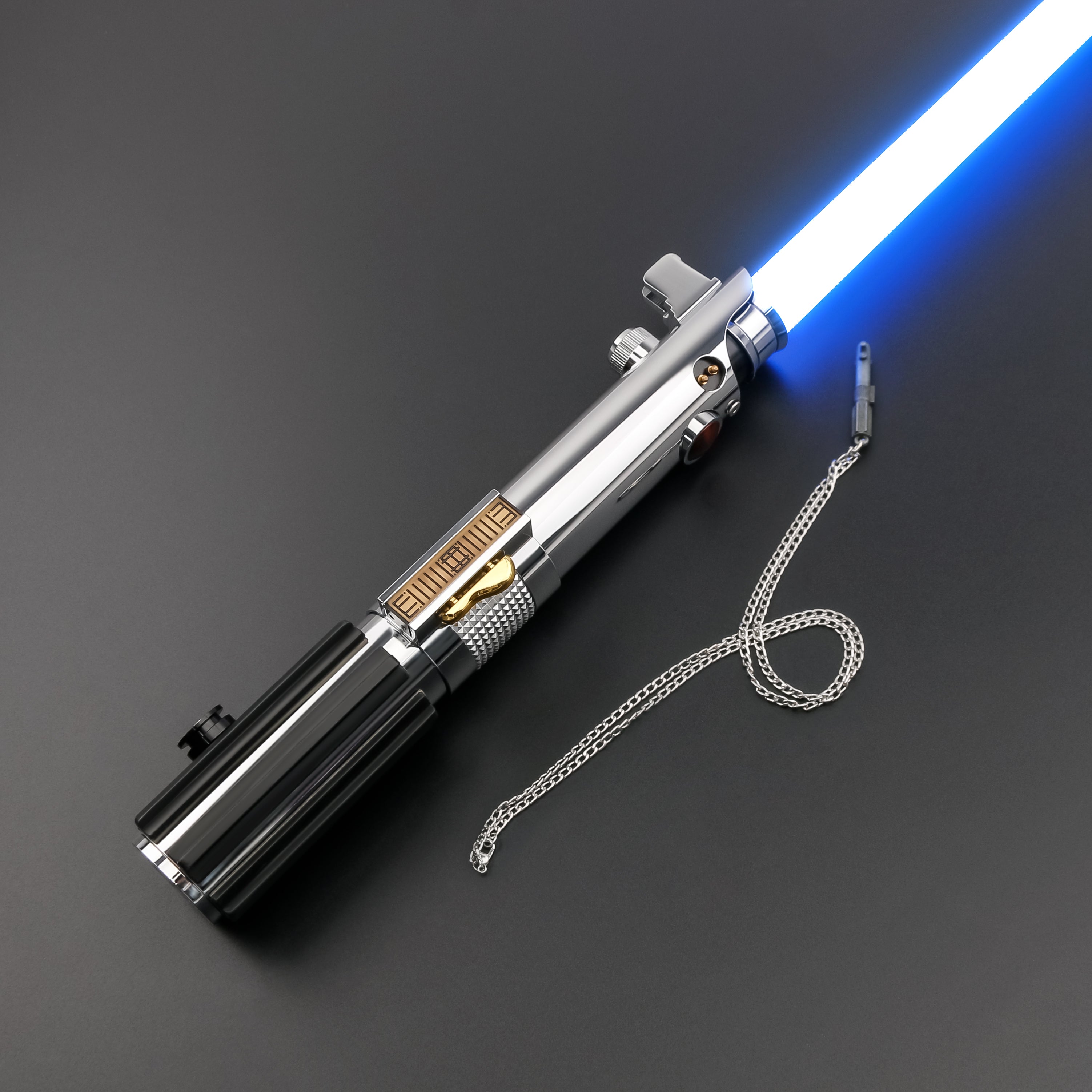 Collier Sabre Laser
