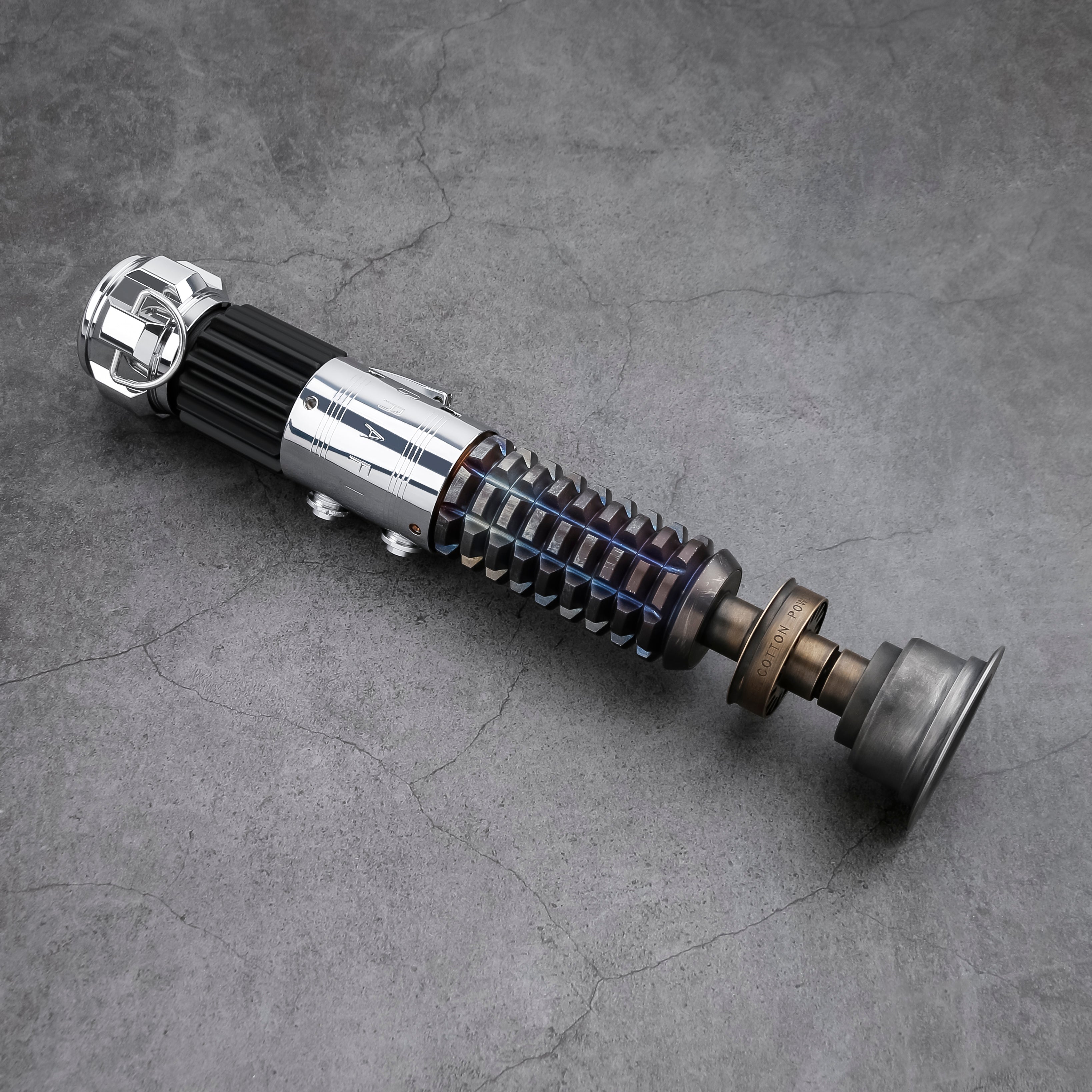 Pack Collector – Sabre Laser Légendaire de Mustafar