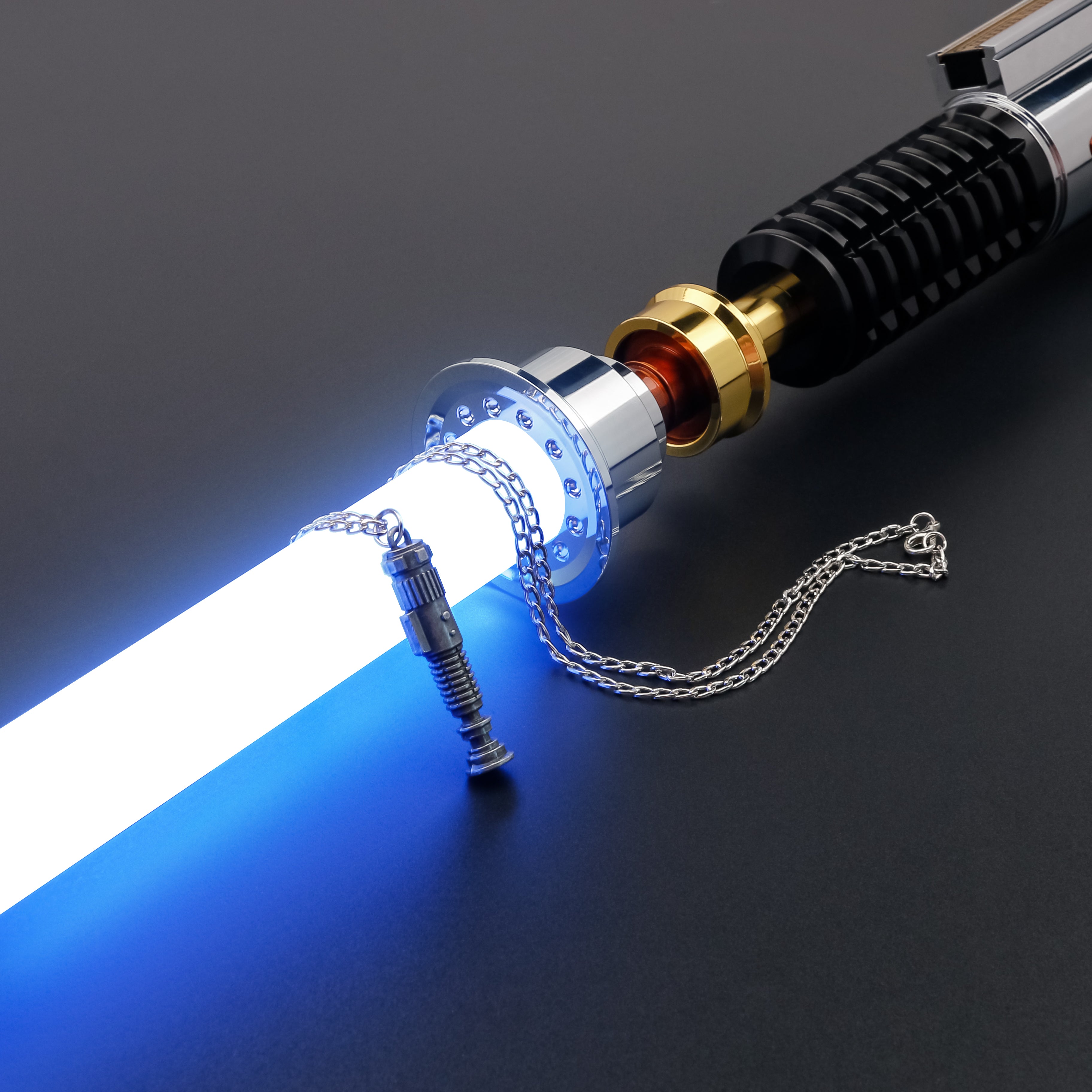 Collier Sabre Laser